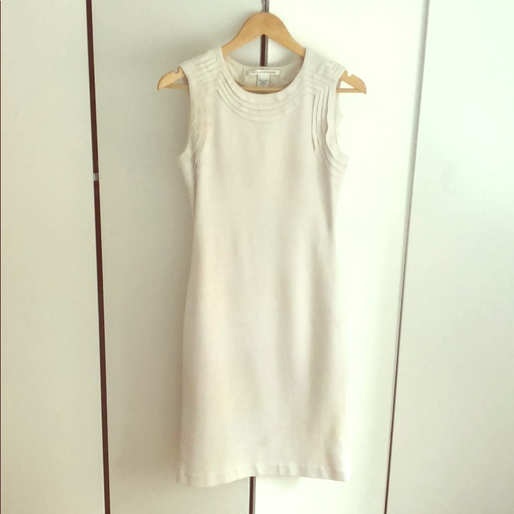 Diane Von Furstenberg White Sheath Dress, Size 4